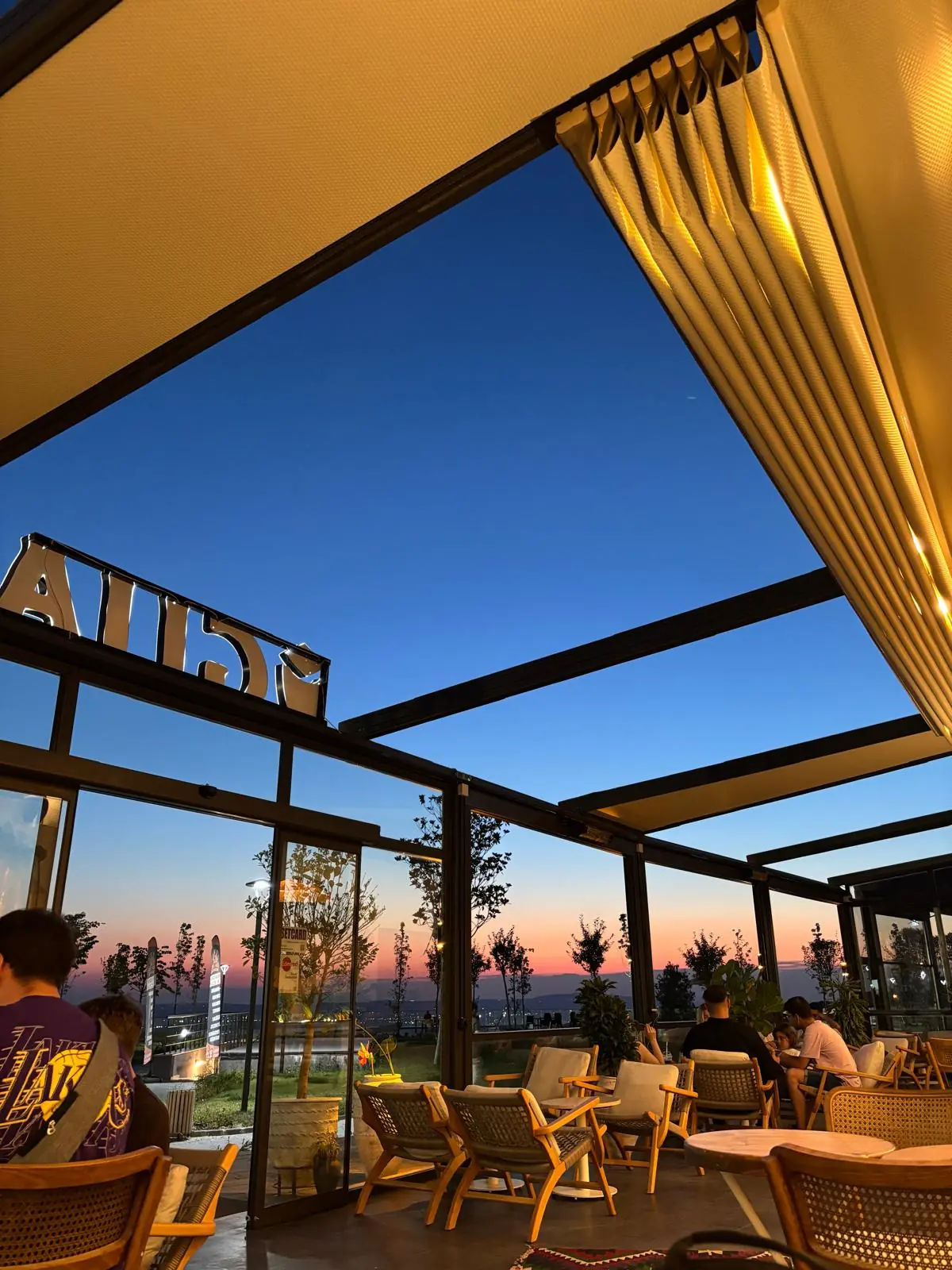 GUA Alkent kafe ve restoran iç mimarlık uygulama projesi